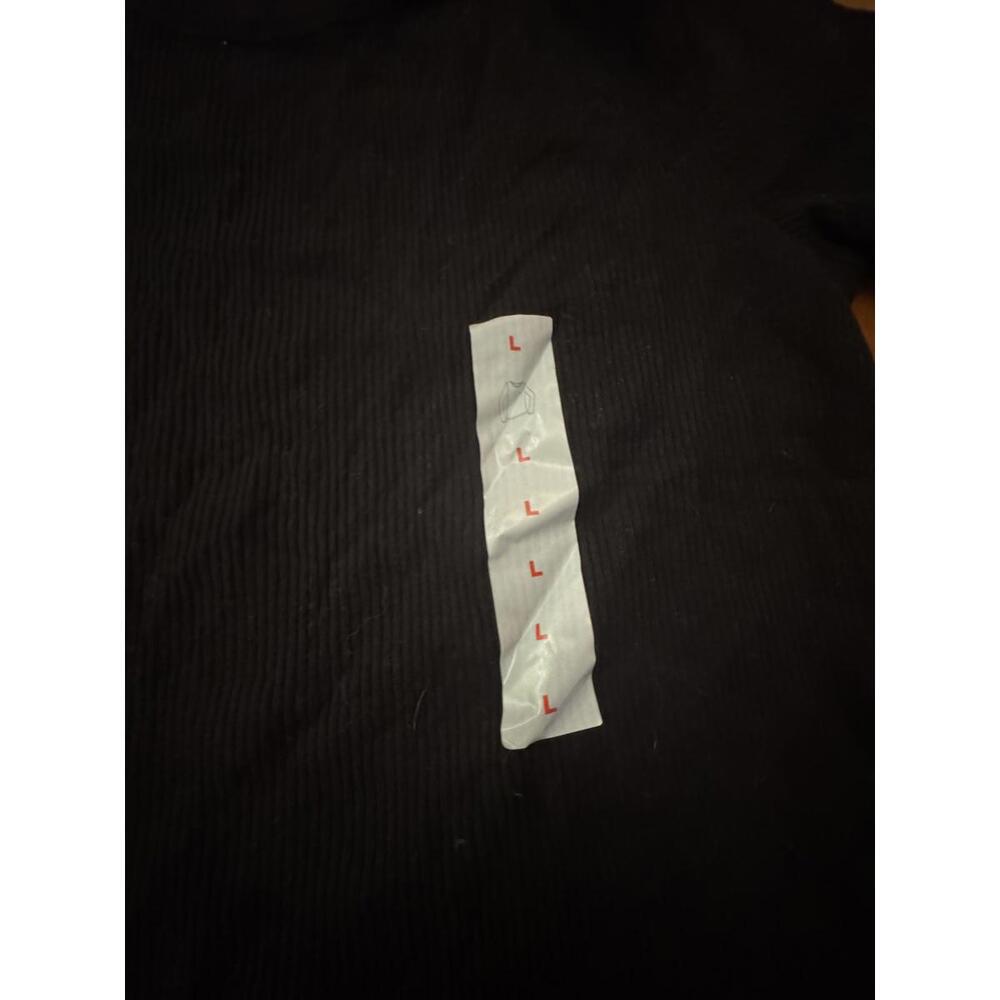 Old Navy Black Long Sleeve Ribbed Plush Tee, Size Large 1-128 - Picture 2 of 4